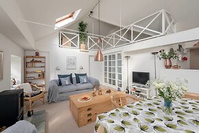 JOIVY Loft at the Brewery in Edinburgh Old Town