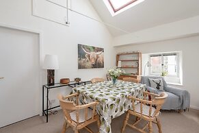 JOIVY Loft at the Brewery in Edinburgh Old Town
