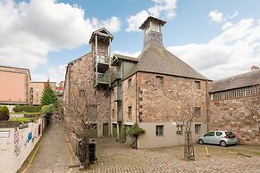 JOIVY Loft at the Brewery in Edinburgh Old Town