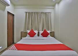Hotel Kuber by Sky Stays