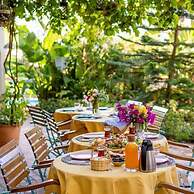 Green Valley Boutique Hotel