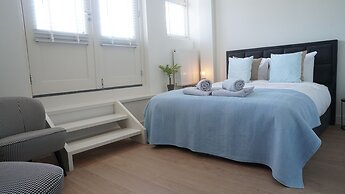 Marnix residence