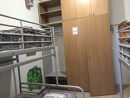 Mister Econom Hotel - Hostel