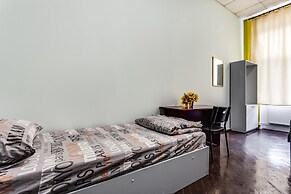 Mister Econom Hotel - Hostel
