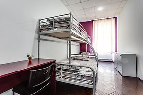 Mister Econom Hotel - Hostel