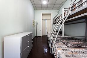 Mister Econom Hotel - Hostel