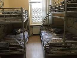 Mister Econom Hotel - Hostel