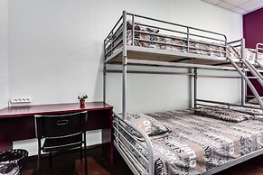 Mister Econom Hotel - Hostel