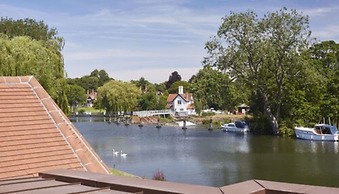 The Swan at Streatley