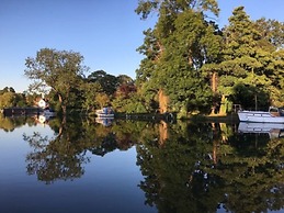 The Swan at Streatley