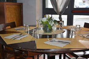 Piccolo Hotel