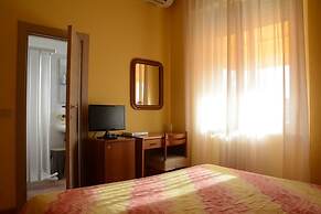Piccolo Hotel