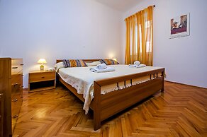 RM Central Apartments