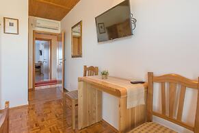 Bed & Breakfast Maki