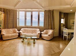 Royal on the Sea