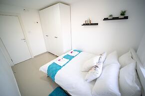 YalaRent SeaView 3BR APT - Families only