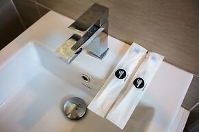 OwnAStay Midhill by Symphony Suite