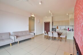 OwnAStay Midhill by Symphony Suite
