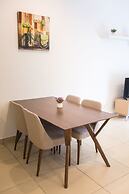 OwnAStay Midhill by Symphony Suite
