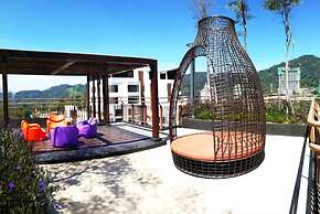 OwnAStay Midhill by Symphony Suite