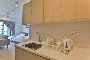 OwnAStay Midhill by Symphony Suite