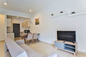OwnAStay Midhill by Symphony Suite