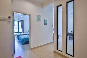 OwnAStay Midhill by Symphony Suite
