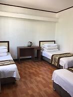 Huayang Guesthouse