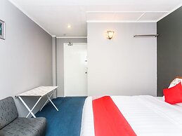 Hotel O Lutana