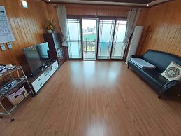 Feeling Good House