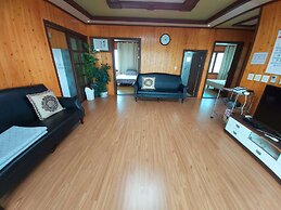 Feeling Good House