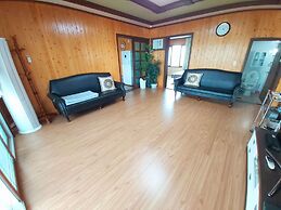 Feeling Good House