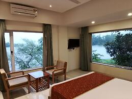 Lake View Resort