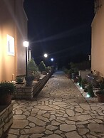 L'Eremo Luxury Apartments