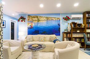 Mediterranean Charm