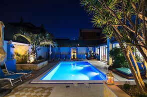 Mediterranean Charm