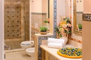 Mediterranean Charm