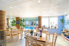 Mediterranean Charm