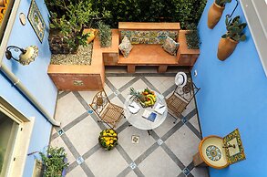 Mediterranean Charm