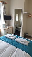 Hotel 242