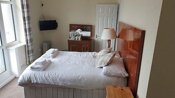 Hotel 242