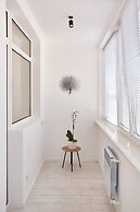 Flatsis Apartment Bazhanova 12