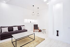 Flatsis Apartment Bazhanova 12