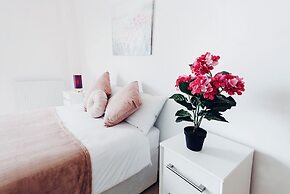 Royal Modern Apartment