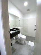 Seven Inn Hotel