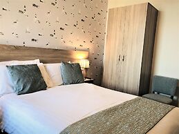 The Clarendon Hotel