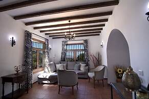 Casa Almendros