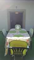 Carvalhosa Apartment
