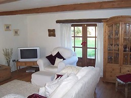 300 Year old Tradition Irish Cottage