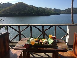 Borac Bay Bungalows Resort and Spa